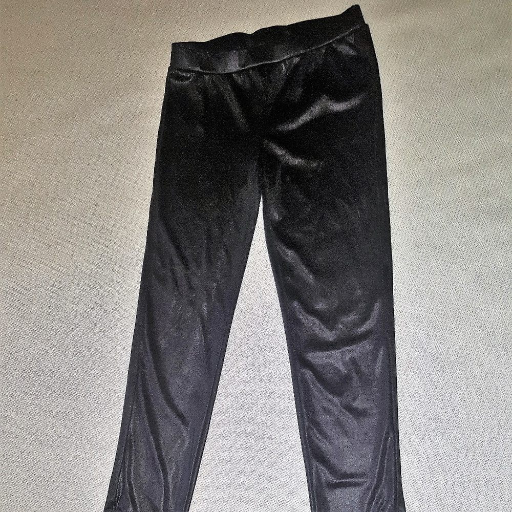 🥊371Miley Cyrus Faux LeatherZippered AnkleLegging